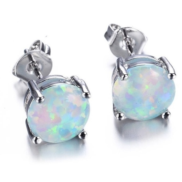 Jewelry - 🦋HP🦋ELEGANT WHITE FIRE OPAL STERLING EARRINGS